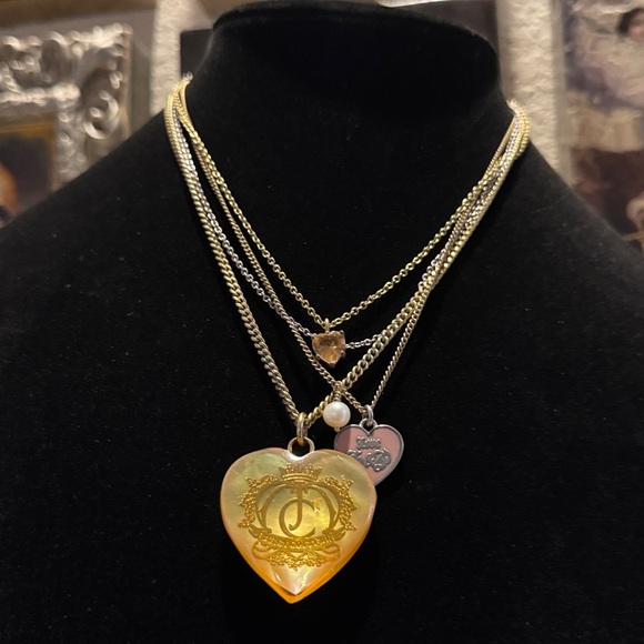 Vintage‎ Juicy Couture Layered Yellow Lucite Heart Necklace - Picture 1 of 8